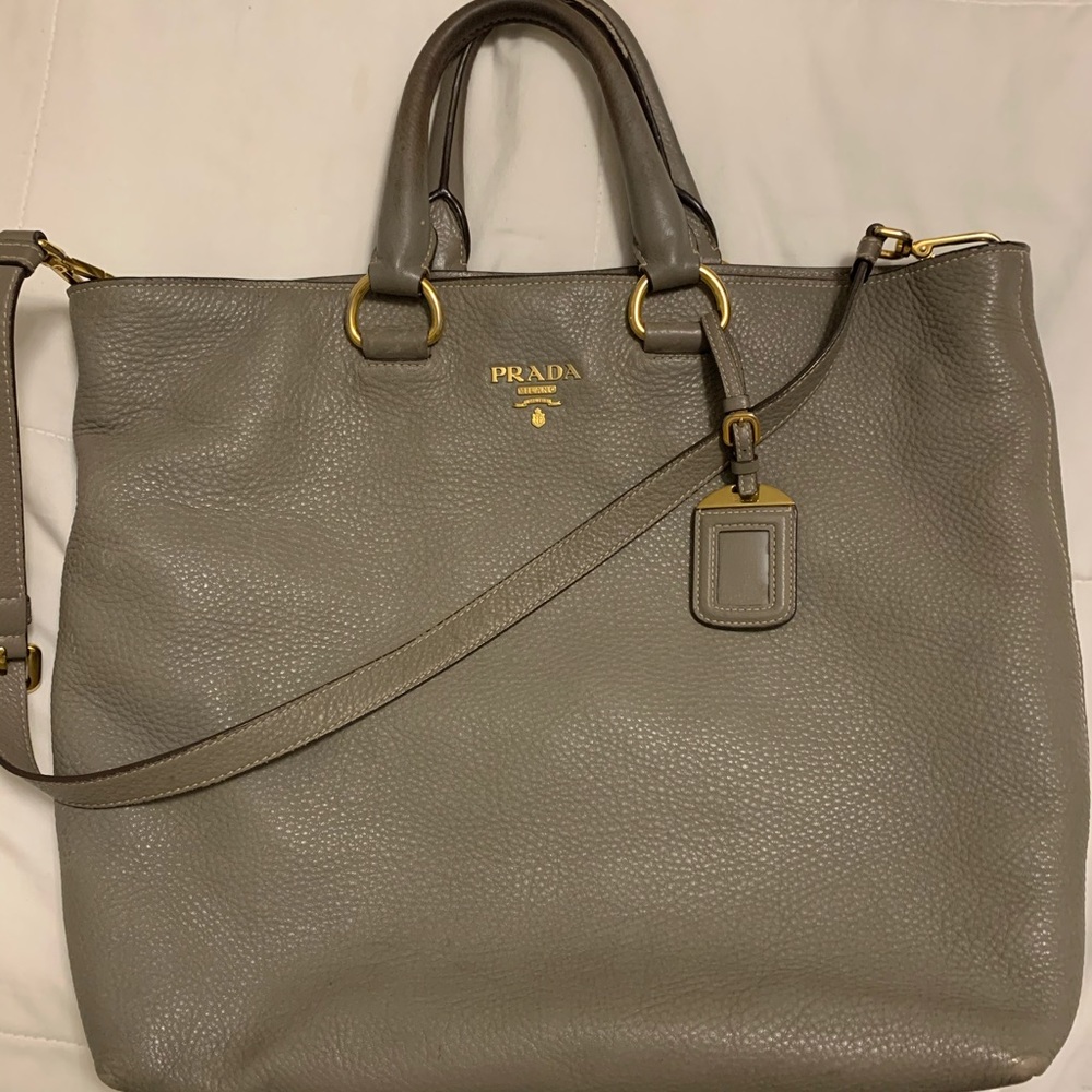 Prada Vitello Danio Tote